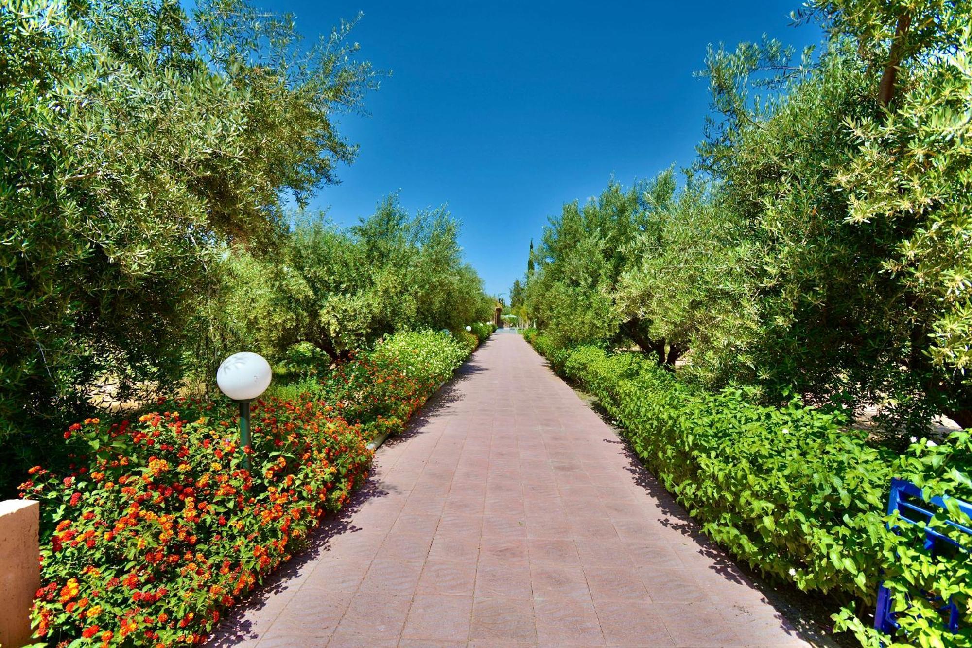 Ferme De Vacances Avec Une Grande Villa A Marrakech Марракеш Экстерьер фото